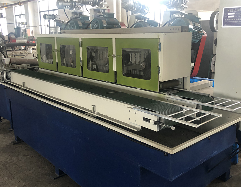 輸送式砂光，拉絲機